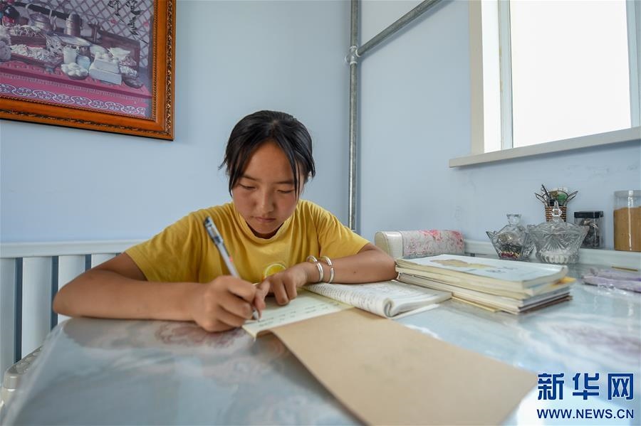 (特別的暑期生活·圖片故事)(9)草原女孩錫林花的暑期“歡樂時光”