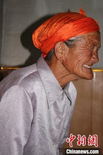 薩仁托婭拍攝的“草原母親”。　薩仁托婭供圖