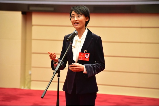 內(nèi)蒙古兩會 “委員通道dierchang258.png