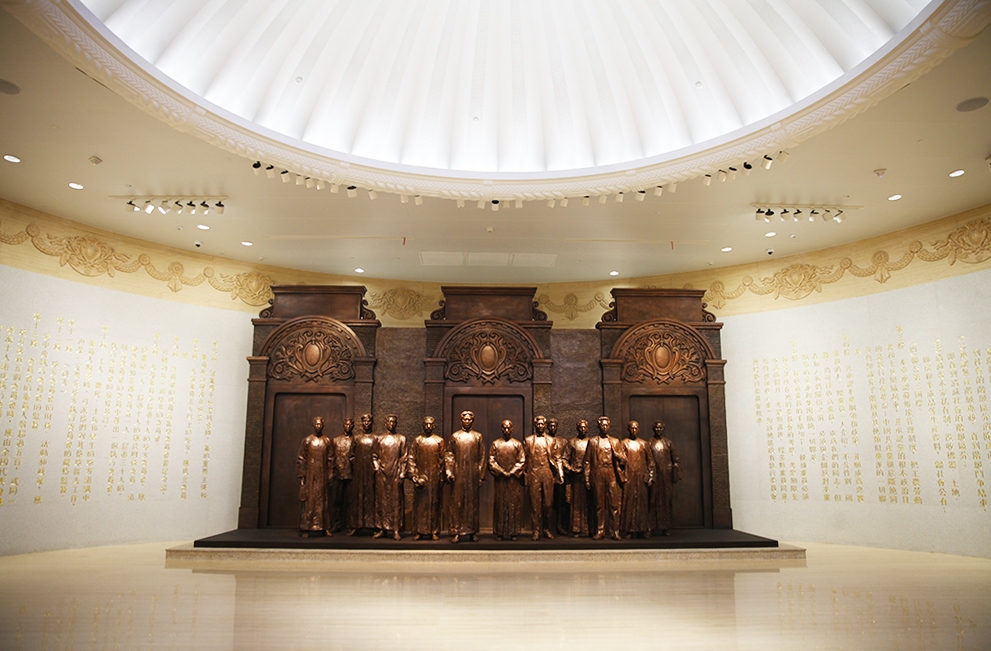 中共一大紀念館序廳。人民網(wǎng)記者 楊文全攝