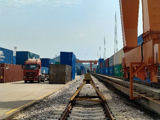 廣州東部公鐵聯(lián)運樞紐（增城西站）。人民網(wǎng) 王雅蝶攝