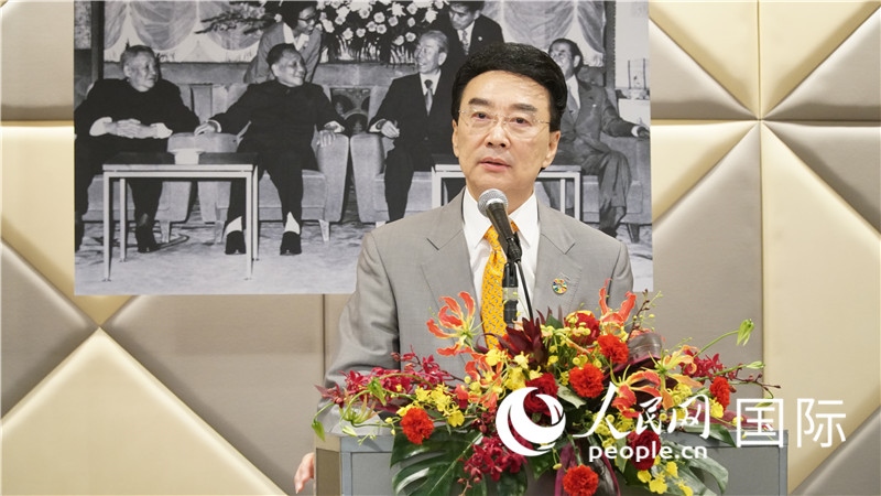 在日中國企業(yè)協(xié)會(huì)會(huì)長王家馴致祝酒詞。人民網(wǎng) 蔣曉辰攝