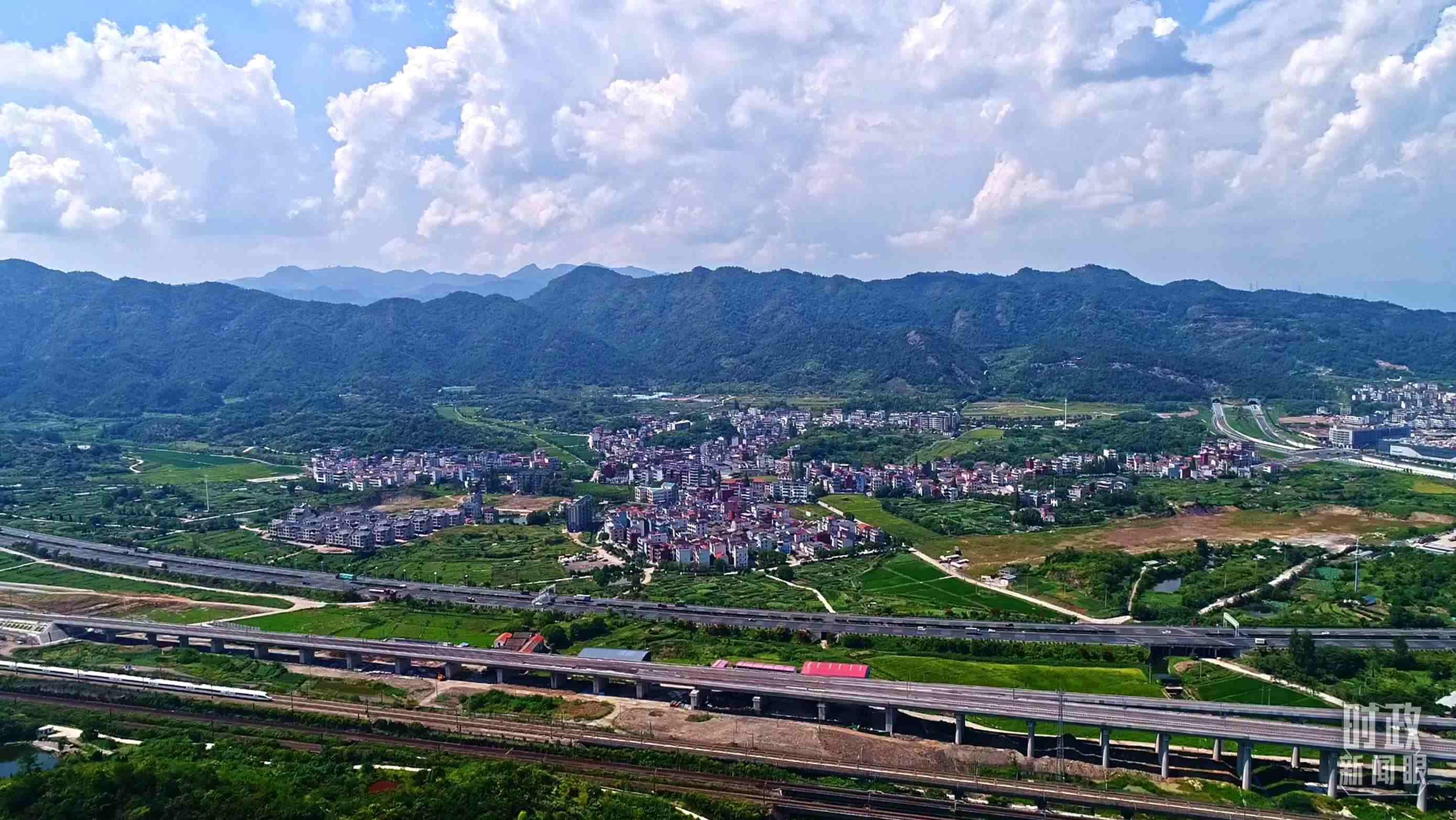 △李祖村航拍。（總臺央視記者范凱拍攝）