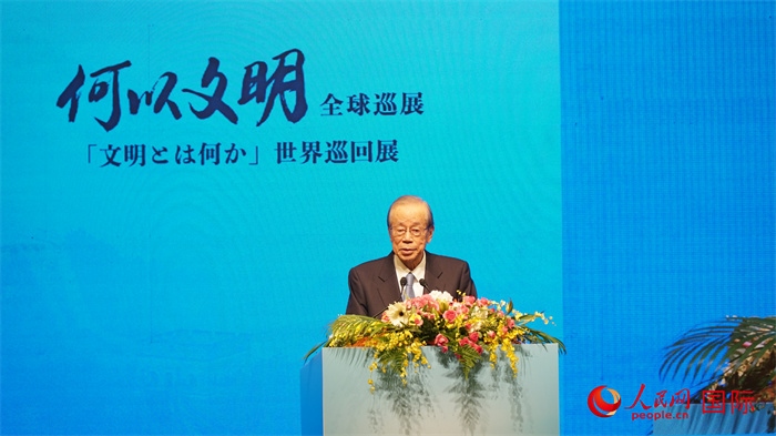 日本前首相福田康夫致辭。人民網(wǎng) 蔣曉辰攝