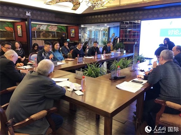 與會(huì)專家學(xué)者就拉美局勢(shì)和中拉關(guān)系展開(kāi)討論。人民網(wǎng)記者 趙健攝