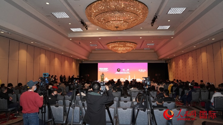 “中國之夜暨消費電子發(fā)展論壇”現(xiàn)場。人民網(wǎng)記者 鄧圩攝