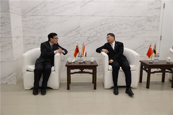 李永明同埃及趙劉慶公參會(huì)談交流。主辦方供圖