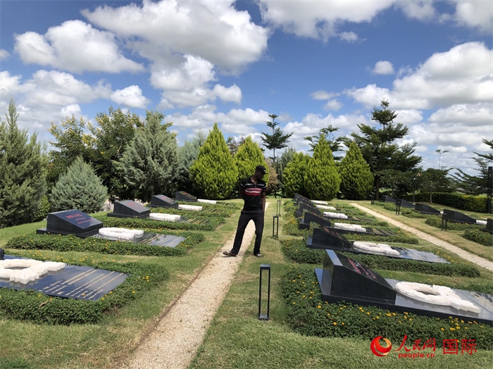 烈士園區(qū)。人民網(wǎng)記者 黃培昭攝