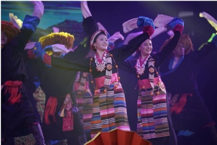 圖為2024“歡樂(lè)春節(jié)”中泰互致新春賀辭活動(dòng)現(xiàn)場(chǎng)。 中國(guó)駐泰國(guó)大使館文化處供圖