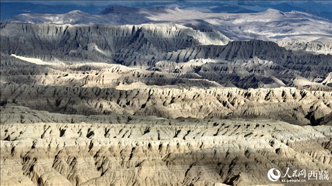 西藏阿里地區(qū)札達土林國家地質(zhì)公園。人民網(wǎng)記者 次仁羅布攝
